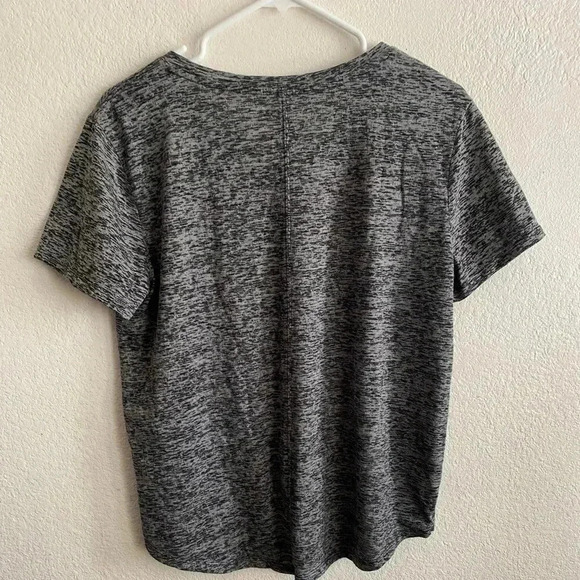 💥Tek Gear Dry Tek Grey Top L - Picture 4 of 7